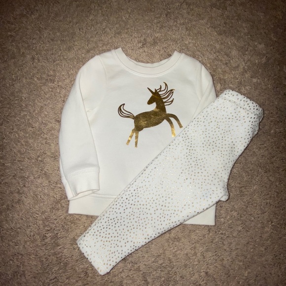 NEW Cream Sweater with Gold Unicorn & Fleece pants - Picture 12 of 16